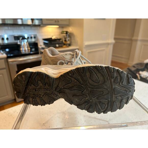 New Balance Women's All Terrain Running Shoes - Size 8 womens - Picture 5 of 5